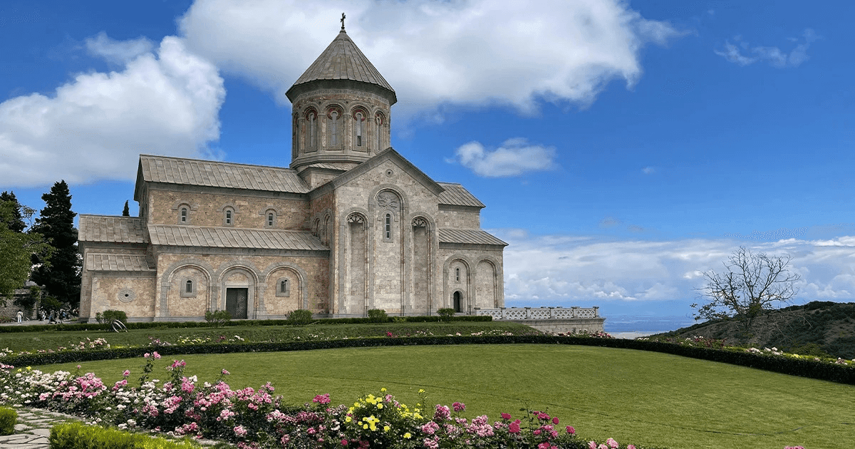 Церковь Святой Нины